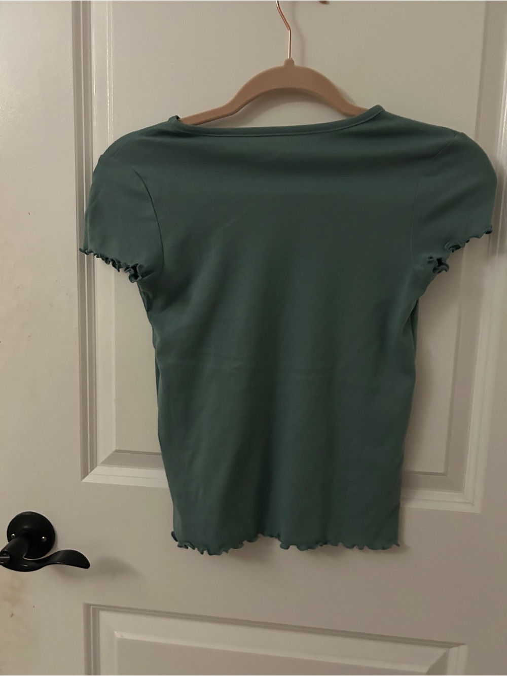 art class Short Sleeve Lettuce-Edge Top in Teal Green